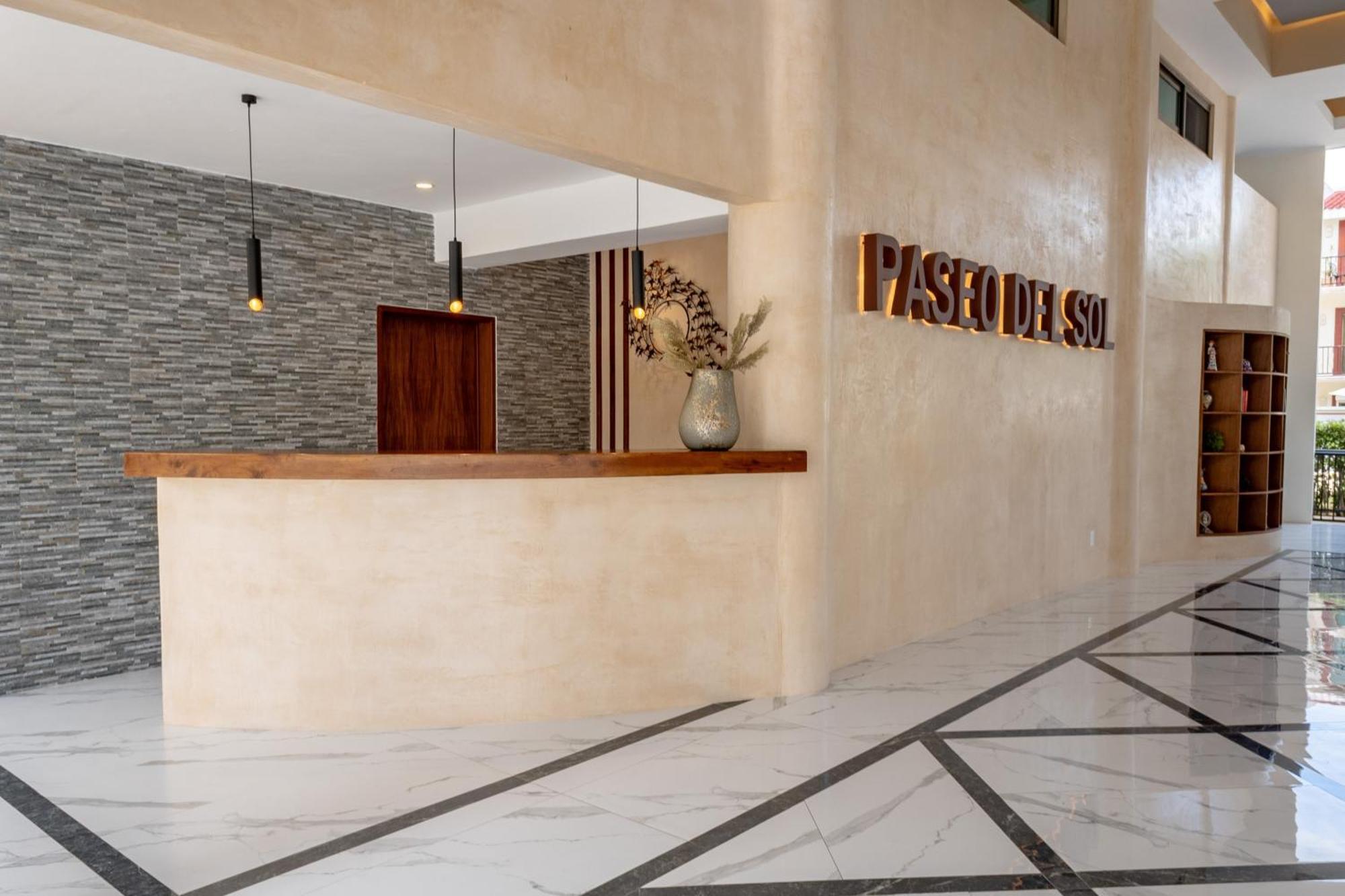 Paseo Del Sol Surf B 301